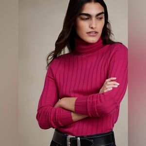 Banana Republic Pink Ribbed 100% Wool Preppy Soft Turtleneck Sweater Size Small